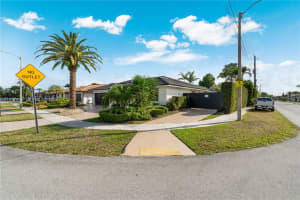 1599 SW 141st Ave, Miami, FL 33184, - MLS#A11977895