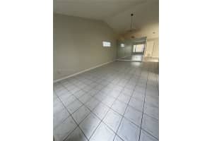 2566 W 73rd Pl Hialeah, FL 33016 - MLS#A11977901