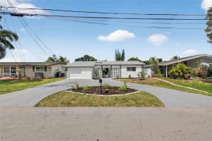 6621 Ficus Dr Miramar, FL 33023 - MLS#A11977903