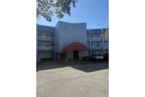 6570 Royal Palm Blvd 215j, Margate