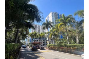 5099 Nw 7th St 505, Miami