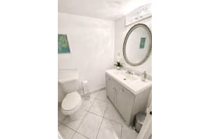 2101 Atlantic Shores Blvd 108 Hallandale Beach, FL 33009 - MLS#A11977928