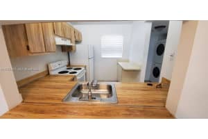 10456 Nw 10th St 105 Pembroke Pines, FL 33026 - MLS#A11977971