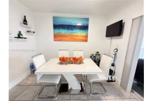 2201 W 52nd St APT 104, Hialeah, FL 33016, - MLS#A11977972