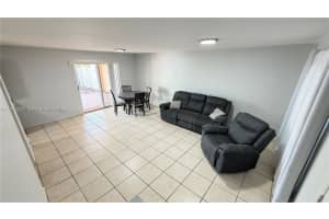 11249 Sw 33rd Cir Pl Miami, FL 33165 - MLS#A11978067