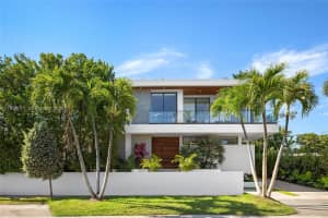 5701 Bay Road, Miami Beach, FL 33140 - MLS#A11978071