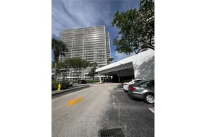 3701 N Country Club Dr 201 Aventura, FL 33180 - MLS#A11978077