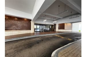 3701 N Country Club Dr 201 Aventura, FL 33180 - MLS#A11978077