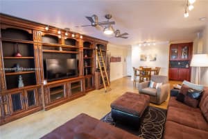 1700 15th St , Fort Lauderdale, FL 33316 - MLS#A11978114