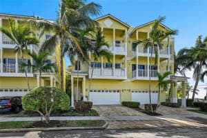 346 Elm St A-10 Hollywood, FL 33019 - MLS#A11978119
