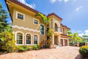 4501 N Bay Rd, Miami Beach, FL 33140, Sold 06/11/26