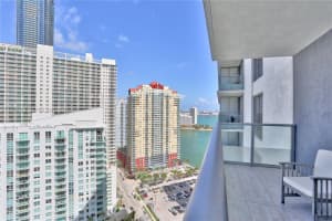 1300 Brickell Bay Dr 2700 Miami, FL 33131 - MLS#A11978183