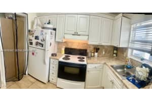 5100 Sw 64th Ave 105 Davie, FL 33314 - MLS#A11978192