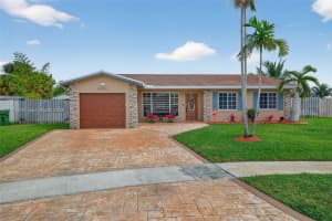 9291 Nw 11th Ct Pembroke Pines, FL 33024 - MLS#A11978245