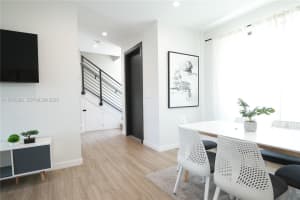 211 Se 4th St 3 Hallandale Beach, FL 33009 - MLS#A11978260