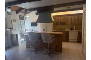 412 Briarwood Cir 2-23 Hollywood, FL 33024 - MLS#A11978263