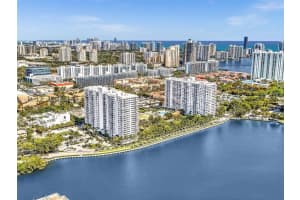 2801 Ne 183rd St 1108w, Aventura