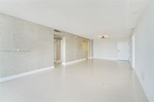 401 69th St APT 913, Miami Beach, FL 33141, - MLS#A11978274