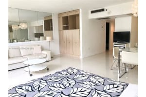100 Lincoln Rd 524, Miami Beach