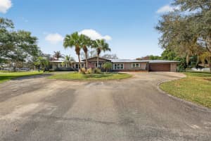 5541 Teal Ter Fort Pierce, FL 34982 - MLS#A11978321