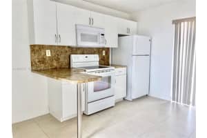 2740 W 62nd St APT 203, Hialeah, FL 33016, - MLS#A11978375