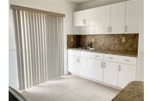 2740 W 62nd St APT 203, Hialeah, FL 33016, - MLS#A11978375