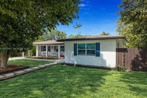 9305 Sw 178th Ter Palmetto Bay, FL 33157 - MLS#A11978430