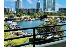 500 Ne Three Islands Blvd 223, Hallandale Beach