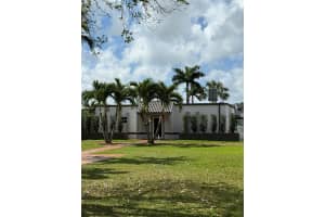 5122 Nw 79th Ave 304 Doral, FL 33166 - MLS#A11978457