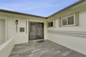 4861 Nw 5th St Plantation, FL 33317 - MLS#A11978469