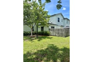 133 Se 28th Ter 8 Homestead, FL 33033 - MLS#A11978472