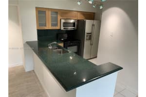 570 S Park Rd 13-6 Hollywood, FL 33021 - MLS#A11978479