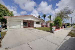 4531 Sw 20th St, West Park