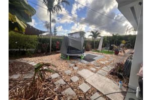 9510 Sw 29th St Miami, FL 33165 - MLS#A11978489