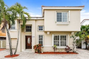 MLS# A11978490, Miami, Florida 33182