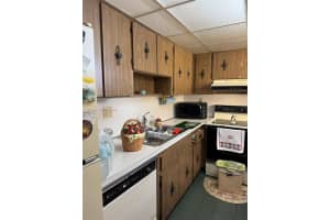 9180 Fontainebleau Blvd APT 302, Miami, FL 33172, - MLS#A11978494