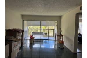 9180 Se Fontainebleau Blvd 302 Miami, FL 33172 - MLS#A11978494