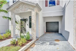 1609 Sw 28th St Fort Lauderdale, FL 33315 - MLS#A11978532