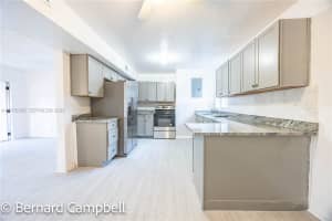 918 Nw 13th Ct 1 Fort Lauderdale, FL 33311 - MLS#A11978568