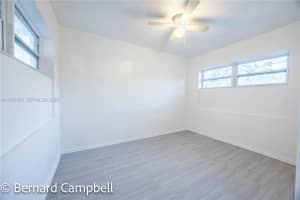 918 Nw 13th Ct 1 Fort Lauderdale, FL 33311 - MLS#A11978568