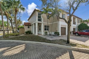 8338 Nw 145th St Miami Lakes, FL 33016 - MLS#A11978574