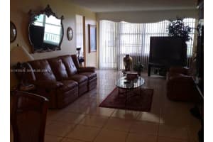 230 N 174th St 1120 Sunny Isles Beach, FL 33160 - MLS#A11978576