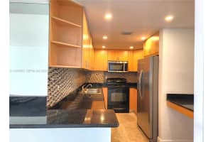 10350 W Bay Harbor Dr Ph N Bay Harbor Islands, FL 33154 - MLS#A11978583