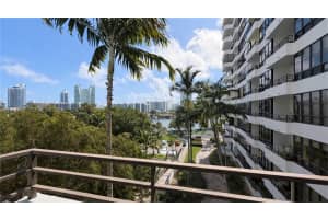 500 Three Islands Blvd 201 Hallandale Beach, FL 33009 - MLS#A11978602