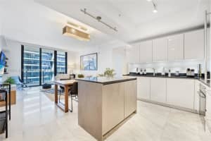 1010 Brickell Ave 2907 Miami, FL 33131 - MLS#A11978629