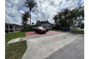 6322 Eaton St 1-2 Hollywood, FL 33024 - MLS#A11978639