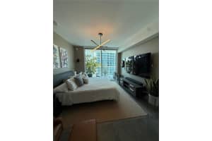 1080 Brickell Ave 2109 Miami, FL 33131 - MLS#A11978645