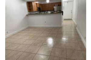 5221 Geneva Way 103 Doral, FL 33166 - MLS#A11978677