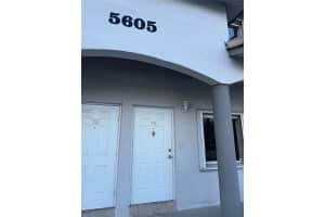 5605 Nw 109th Ave 76, Doral