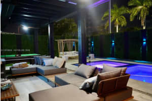 9351 Sw 88th Ter, Miami